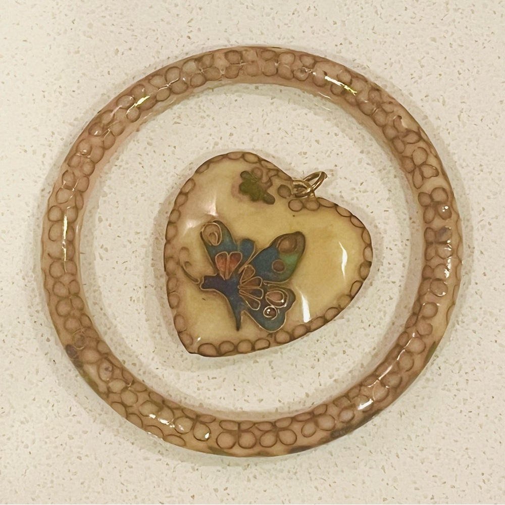🦋 VTG. Butterfly Heart Pendant & floral Bangle Set